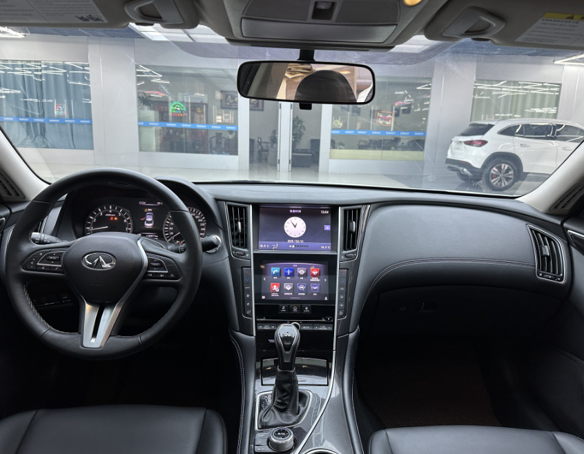 2018 Popular Sedan Infiniti Q50 2.0T Used Car For Sale