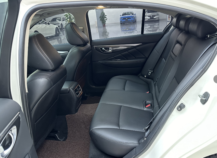 2018 Popular Sedan Infiniti Q50 2.0T Used Car For Sale