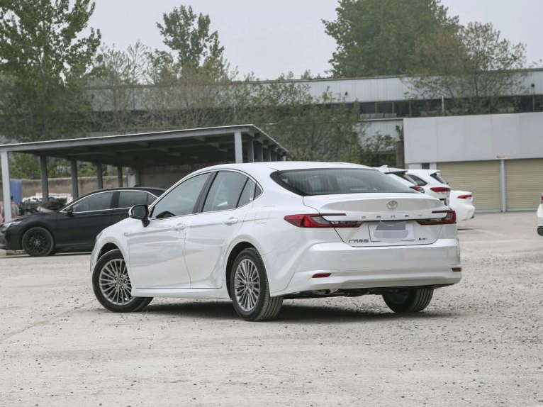 2024 Toyota Camry 2.0HE 2.0L Brand New Car For Sale