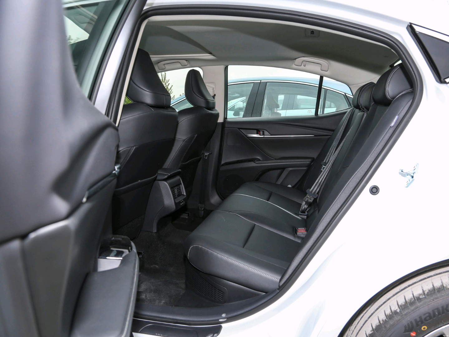 2024 Toyota Camry 2.0HE 2.0L Brand New Car For Sale