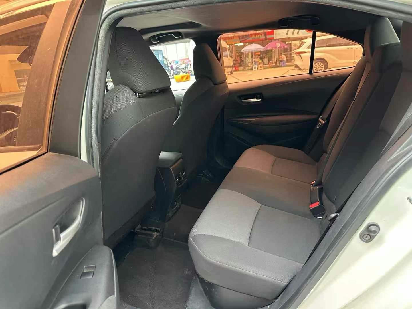 2021 Oil-Electric Hybrid Toyota Levin 1.8T Used Car For Sale