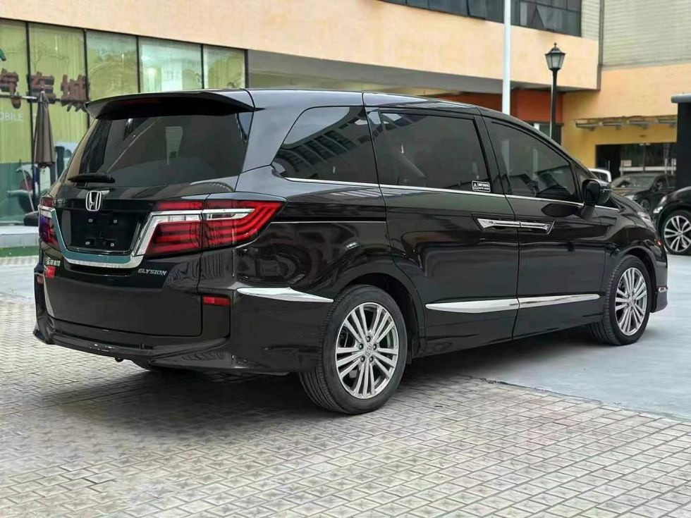 2018 Classic Edition Honda Elysion 2.4L Used Car For Sale