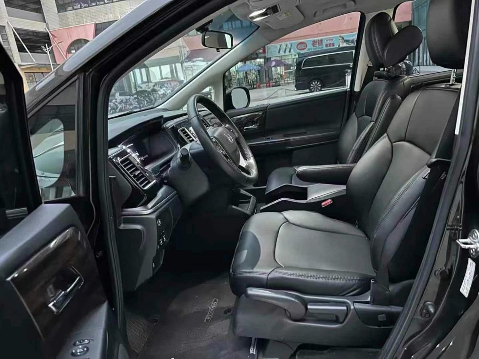 2018 Classic Edition Honda Elysion 2.4L Used Car For Sale