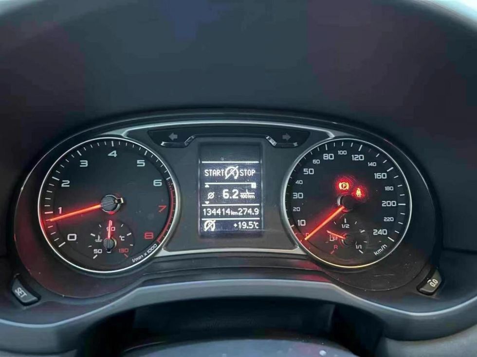 2012 Fashion Style Audi A1 1.4T Second Hand Car For Sale