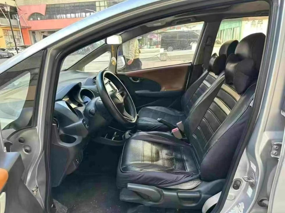 2011 High-End Version Honda Fit 1.5L Used Car For Sale