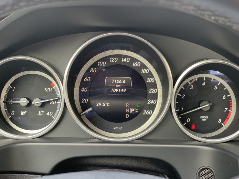 2015 Automatic Mercedes E200L 2.0T Used Car For Sale