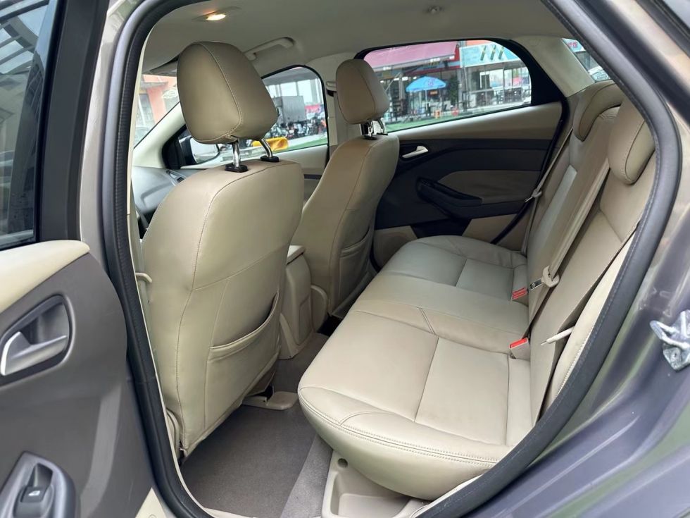 2014 Classic Type Ford Focus 1.6L Used Car For Sale