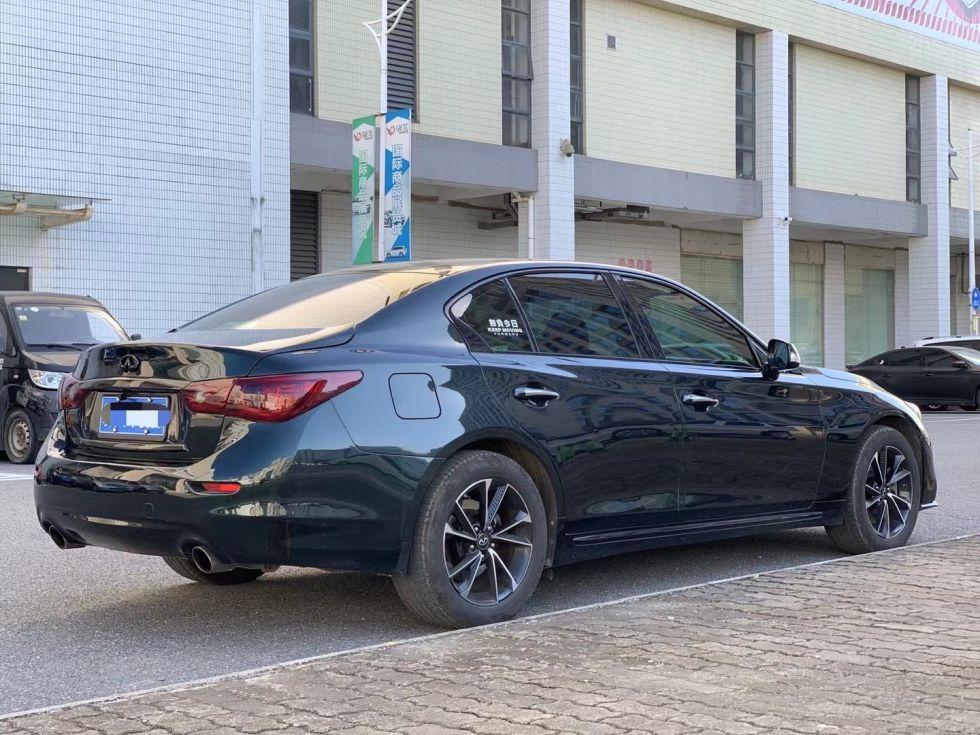 2015 Classic Edition INFINITI Q50L 2.0T Second Hand Car For Sale