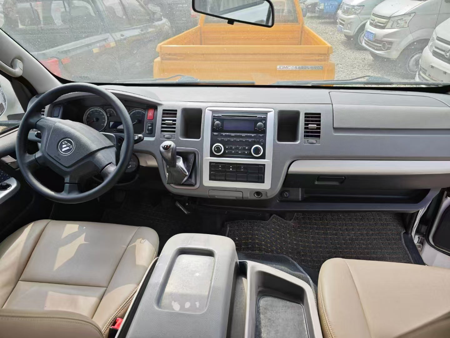 2017 Small Bus Foton Hiace G9 2.4L Used Car For Sale