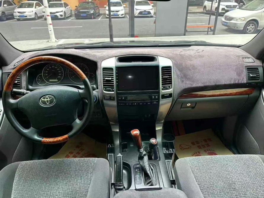 2005 4WD Toyota prado 2.7T Used Car For Sale