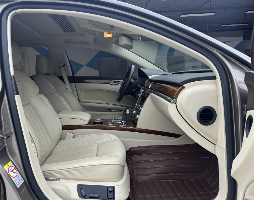 2012 Sedan Volkswagen Phaeton 3.0L Used Car For Sale