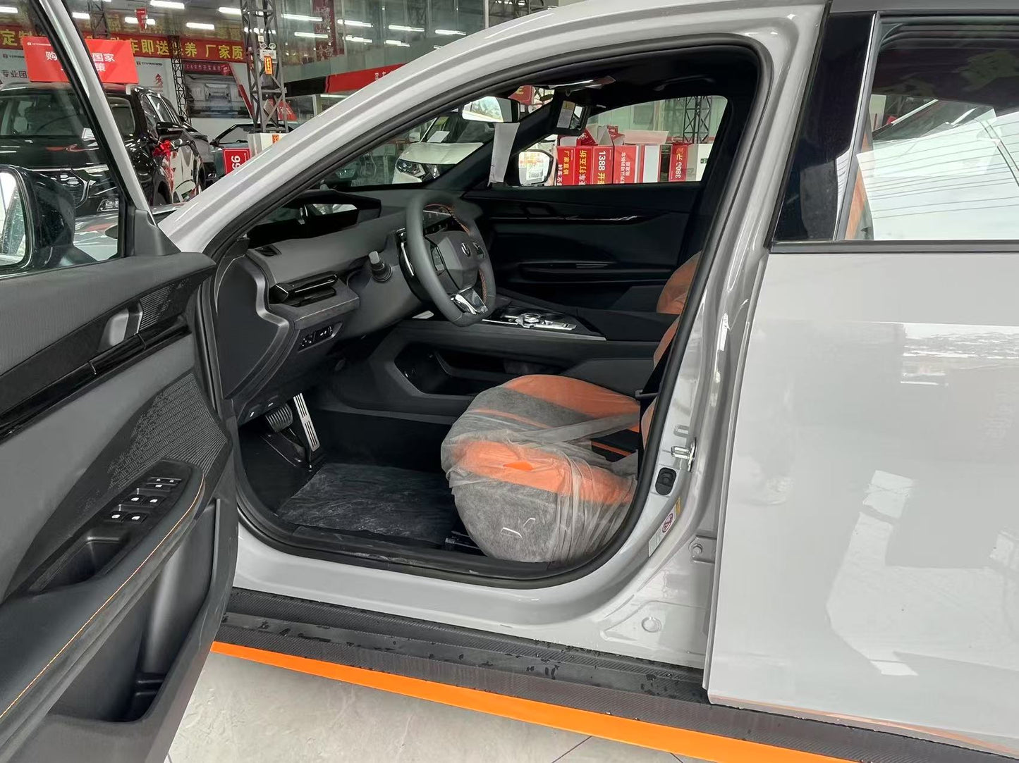 2024 Premium Sport Edition Changan UNI-v 1.5T New Car For Sale