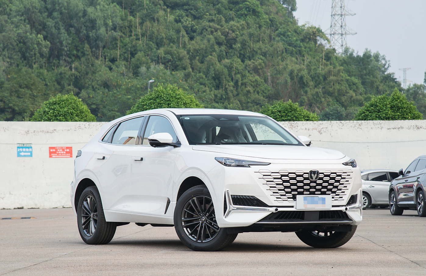 2024 Two-Drive Version Changan UNIk 2.0T New Car For Sale