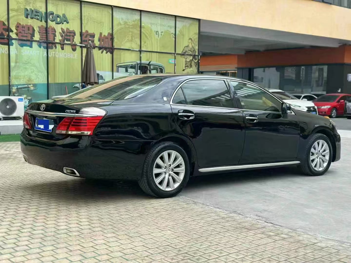 2013 Cool Edition Toyota crown 2.5L Used Car For Sale