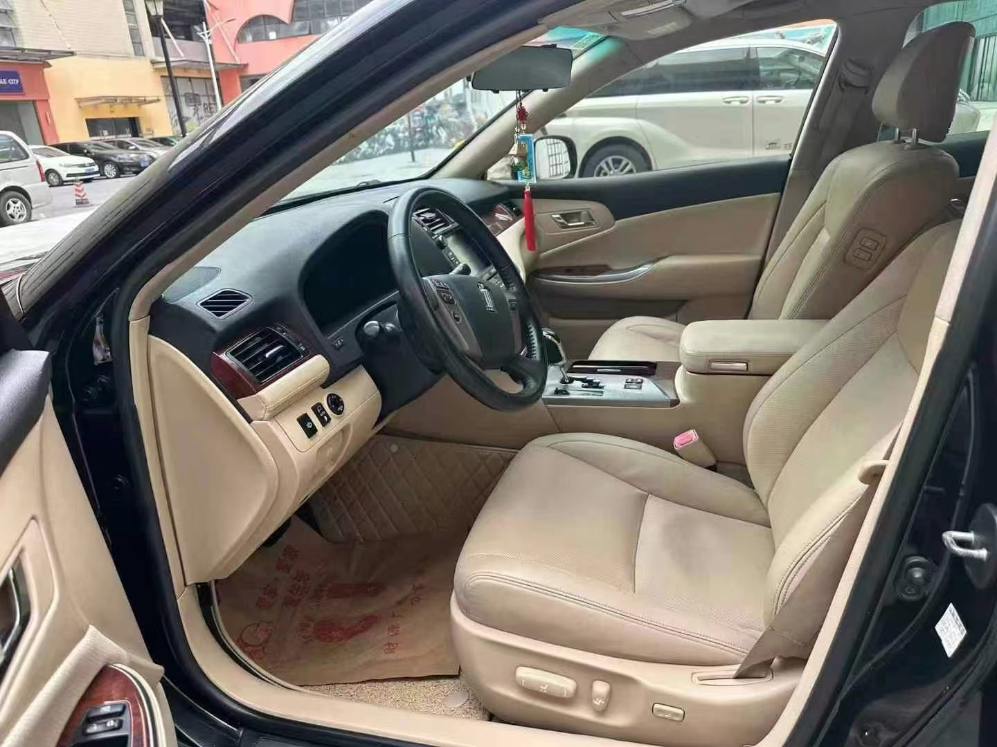 2013 Cool Edition Toyota crown 2.5L Used Car For Sale