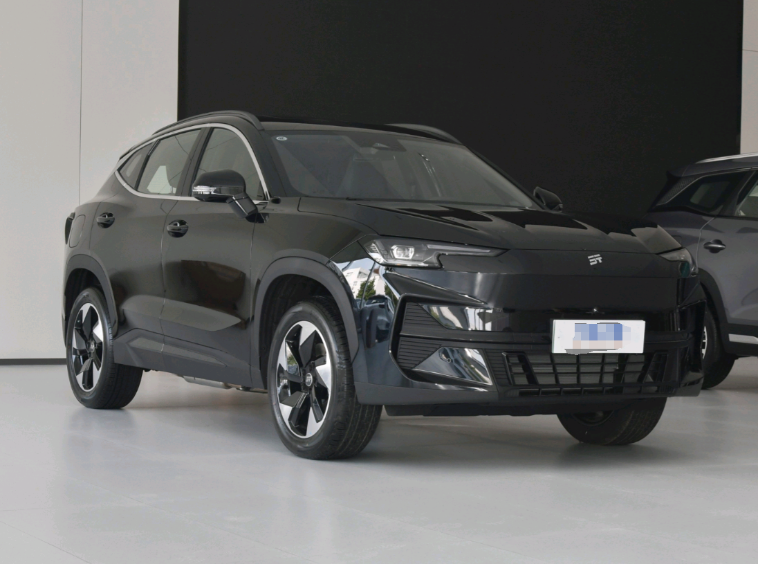 2024 Deluxe Edition Jetour L6 1.5TD DHT MAX New Car For Sale