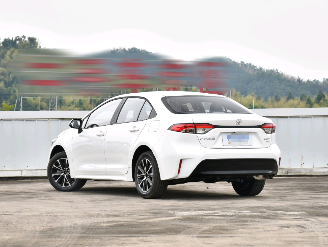 2024 Deluxe Edition Toyota levin 185T CVT 1.2T Brand New Car For Sale
