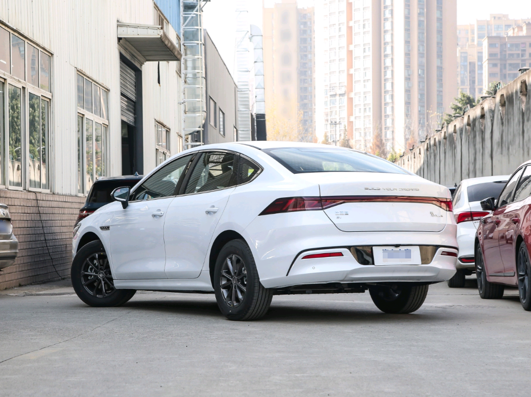 2023 Travel Edition BYD QIN PLUS 1.35L EV 510KM Brand New Car For Sale