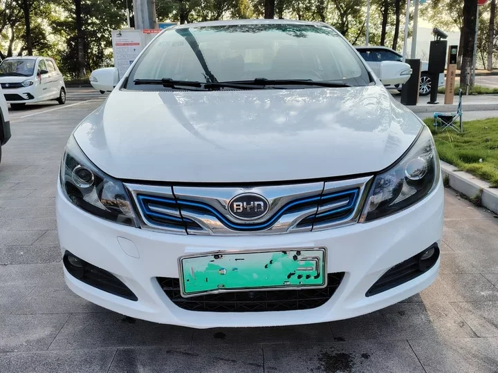 Best price 2017 byd e5 300e used car buy second hand ev electric suv cars