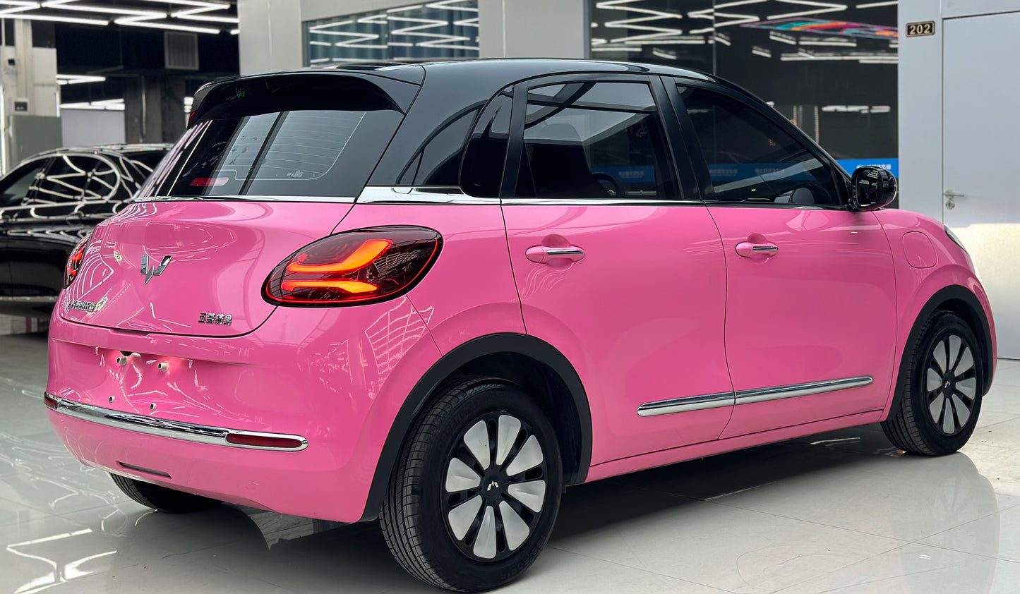 2023 Pink Style Wuling Binuo 333KM Used Car For Sale