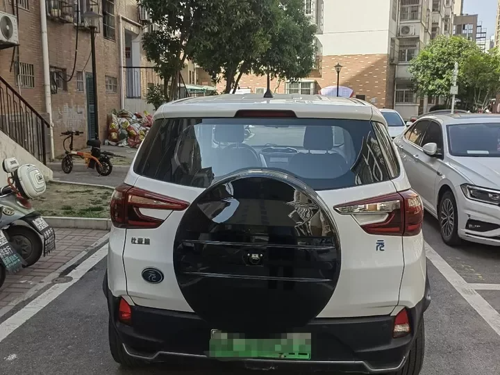 Best price 2018 byd yuan used car from china second hand ev electric cars