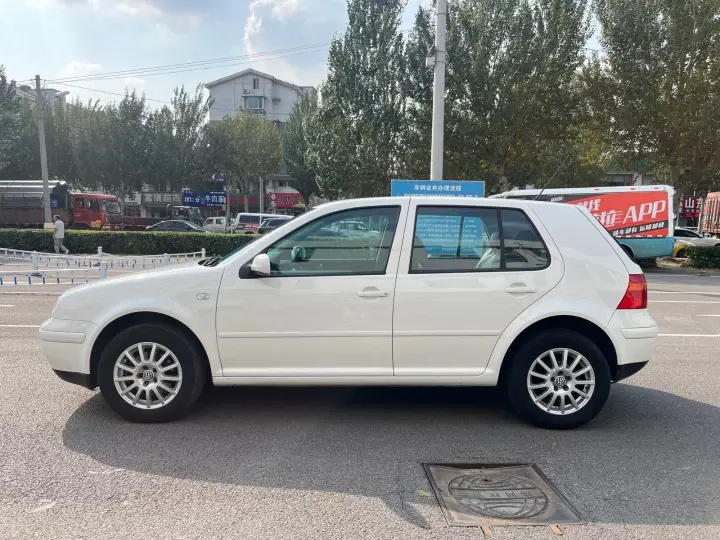 In Stock 5 days delivery best price 2003 vw volkswagen golf 1.8L alto used car second hand vehicles cheap cars