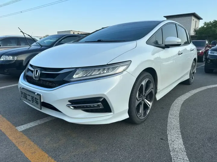 best price 2017 honda jade 210TURBO CVT used cars second hand vehicles cheap car