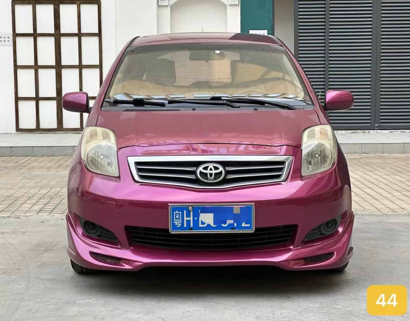 2011 Fashion Style Toyota Yaris 1.6T Second Hand Car For Sale