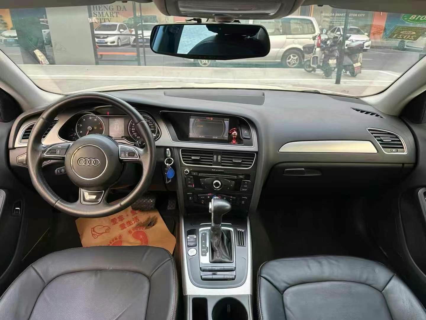 2013 Deluxe Type Audi A4 2.0T Used Car For Sale