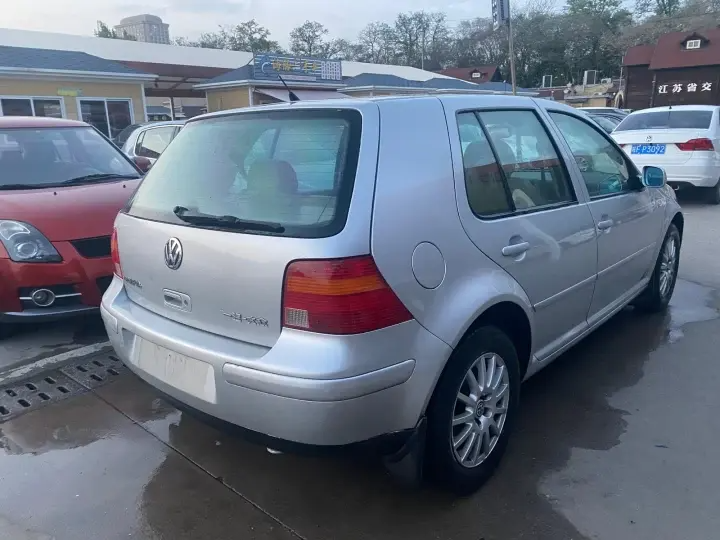 best price 2005 vw volkswagen golf 1.6L manual transmission used car second hand vehicles cheap cars