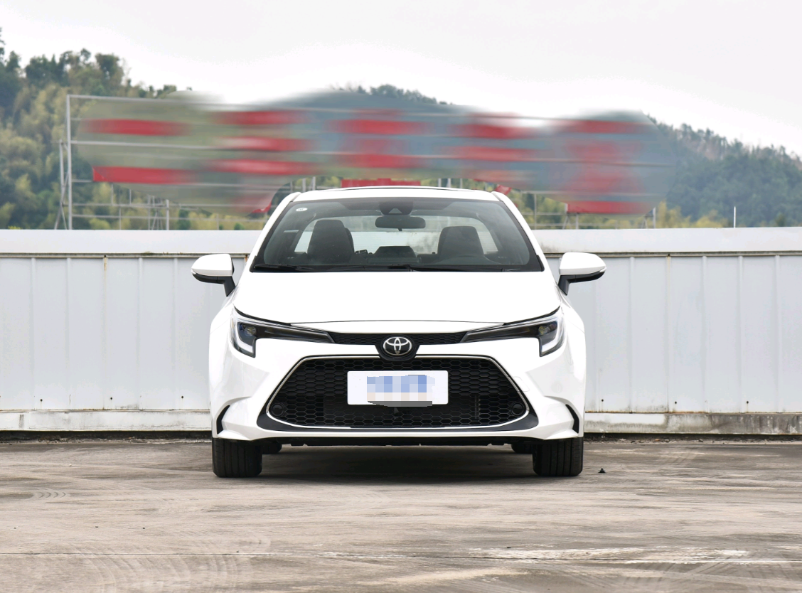 2024 Deluxe Edition Toyota levin 185T CVT 1.2T Brand New Car For Sale